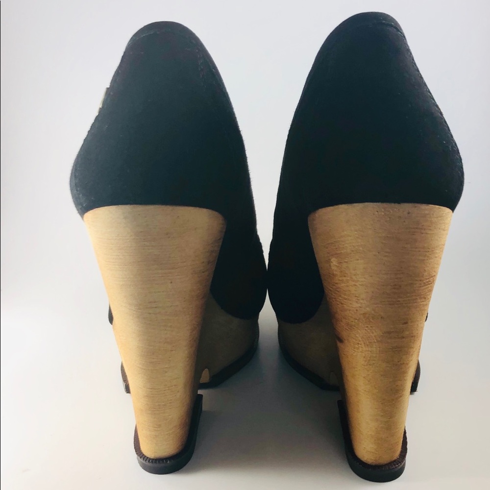 Shoes - Picture 3 of 5